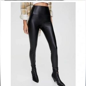 Wilfred Free Black "Daria" High-waisted Vegan Leather leggings Pants Size XS